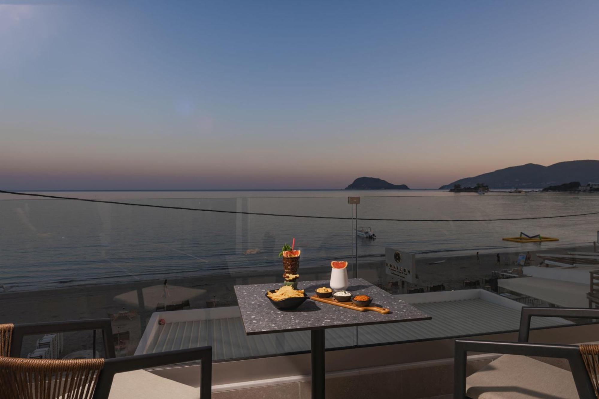 Horizon Apartments - Beachfront Luxury, By Zantewize ラガナス エクステリア 写真