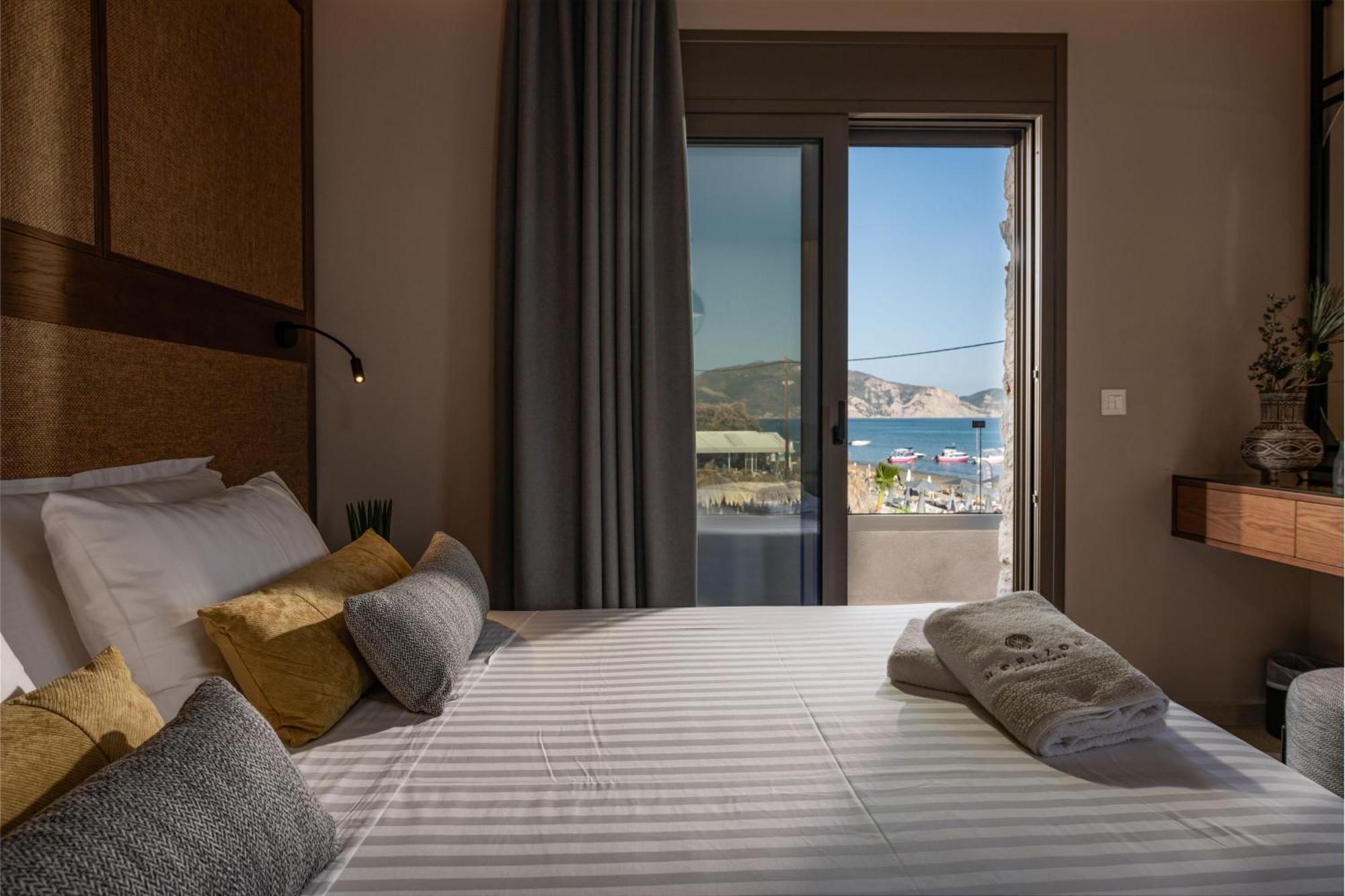 Horizon Apartments - Beachfront Luxury, By Zantewize ラガナス エクステリア 写真