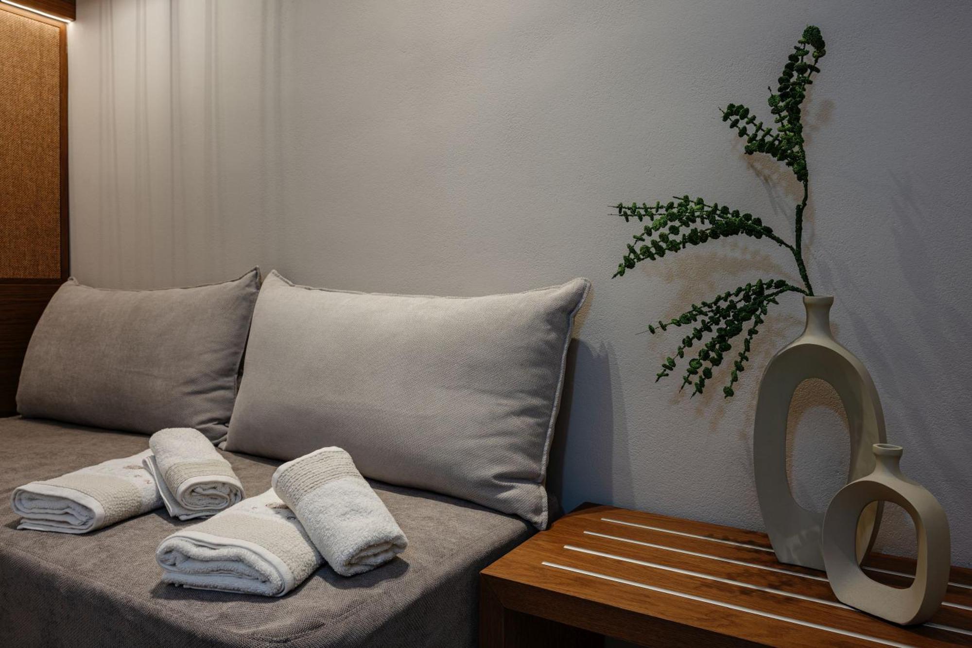 Horizon Apartments - Beachfront Luxury, By Zantewize ラガナス エクステリア 写真